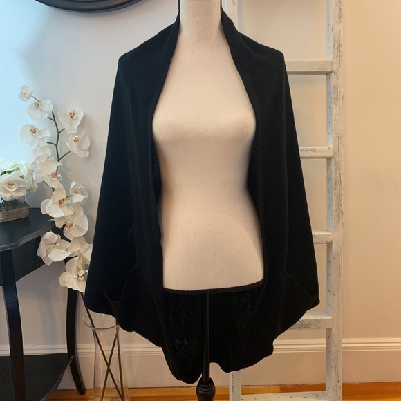 Last 1 ‼️ Black Cocoon Cardigan - Picture 6 of 8